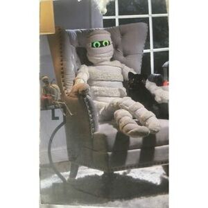 NWT Viral Izaac mizarahi Halloween mummy pillow